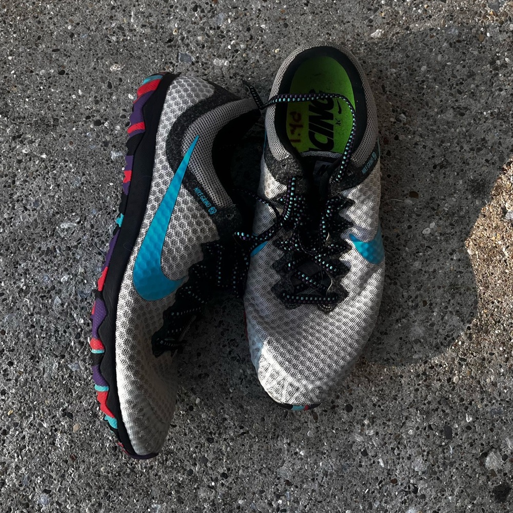 Nike running spikes